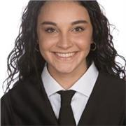 Soy una persona capaz, responsable, motivada, creativa, empatica y me gusta que los alumnos aprendan conmigo.